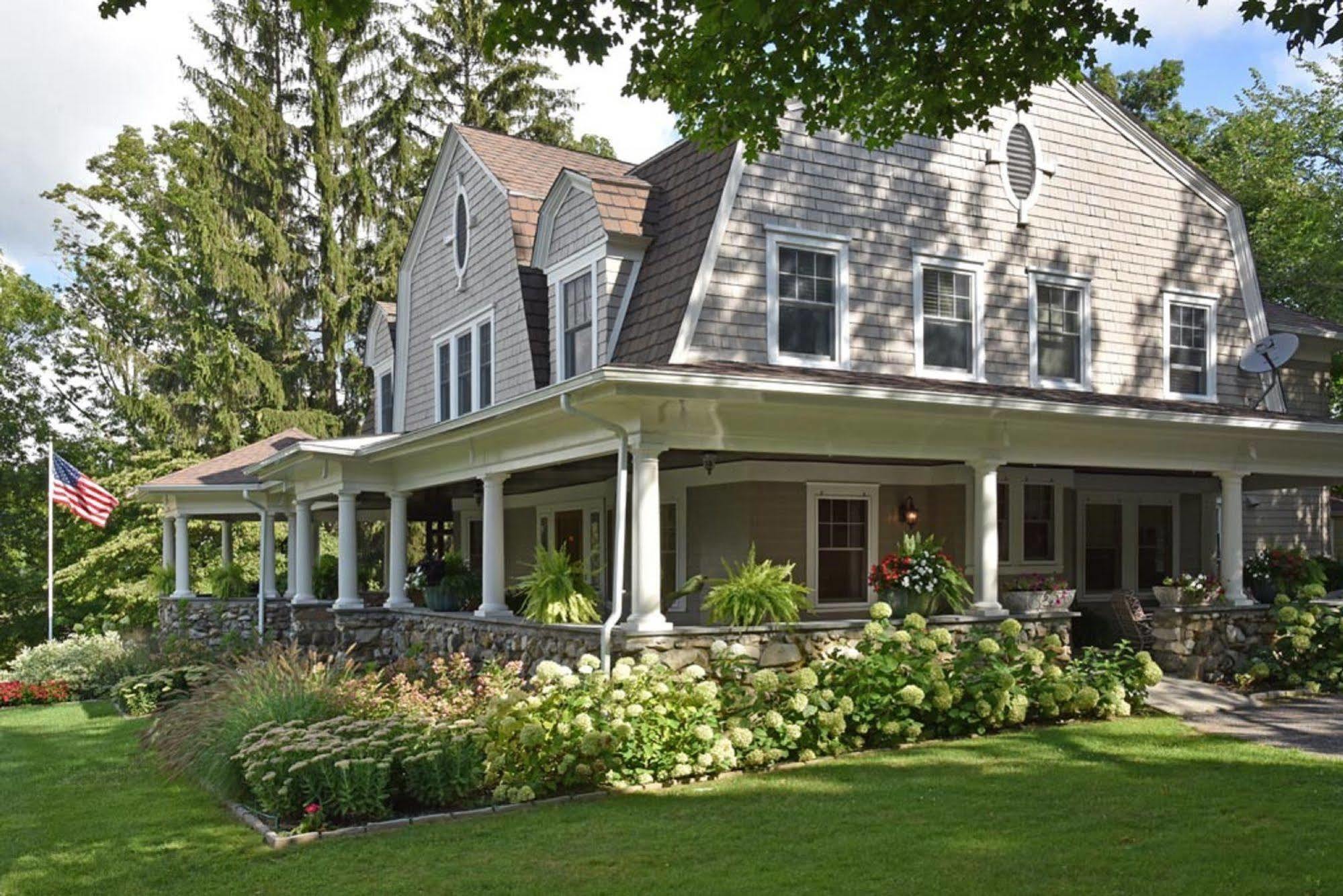 Hilltop House Bed & Breakfast Amenia Exterior foto