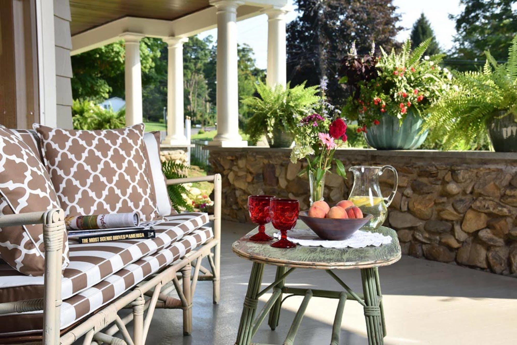 Hilltop House Bed & Breakfast Amenia Exterior foto