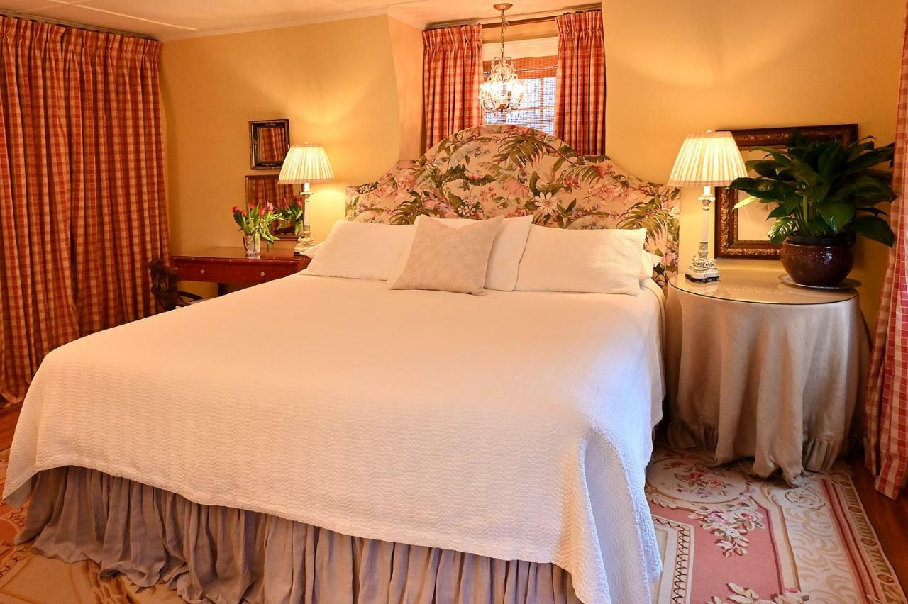 Hilltop House Bed & Breakfast Amenia Exterior foto