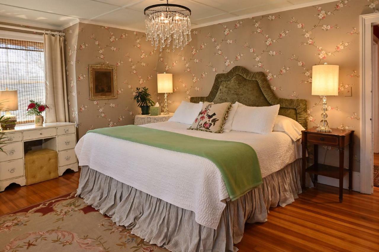 Hilltop House Bed & Breakfast Amenia Exterior foto